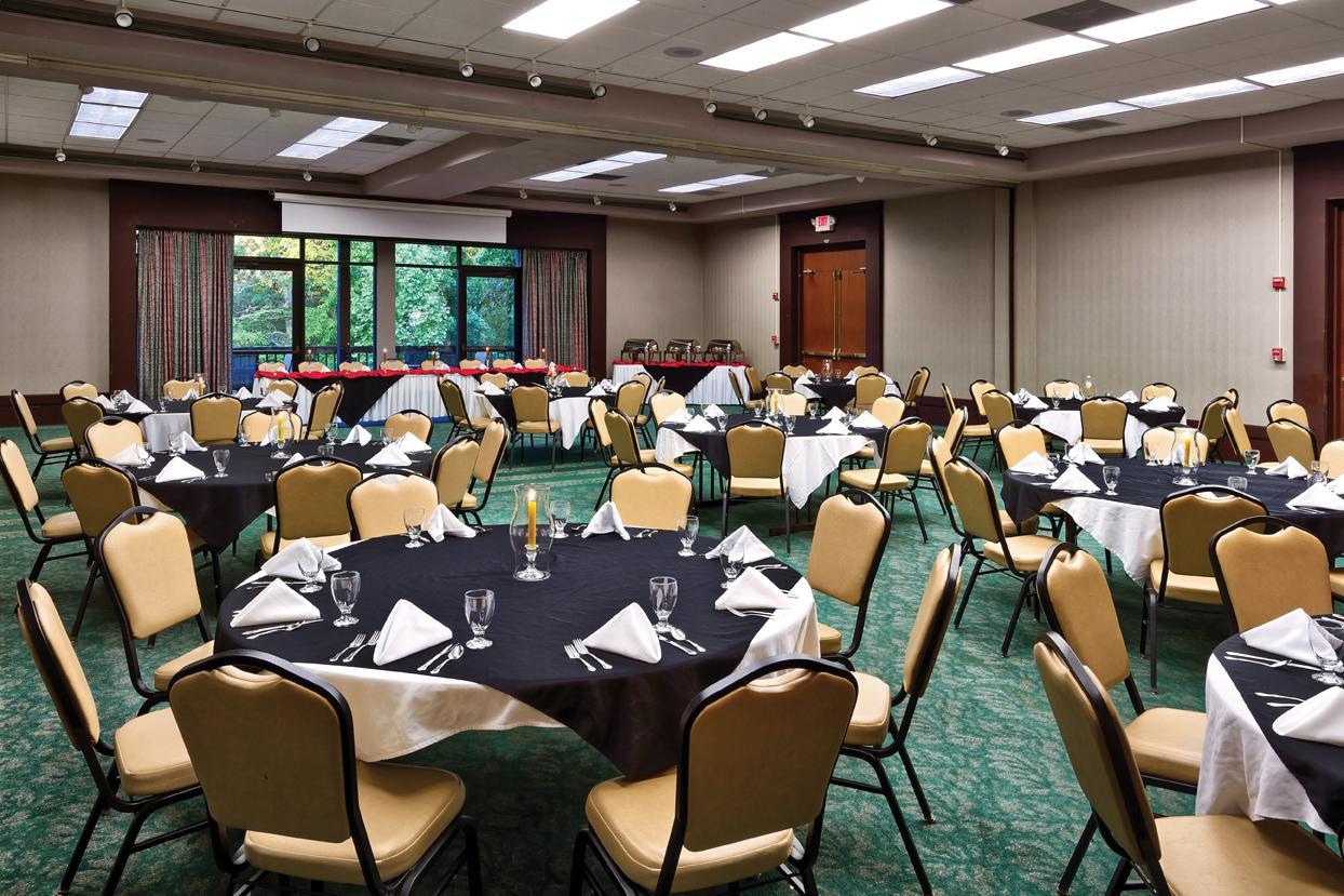 Shawnee Lodge & Conference Center West Portsmouth Buitenkant foto